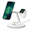 Belkin BoostCharge Pro Drahtloses 3-in-1-Ladegerät mit MagSafe 15W weiß