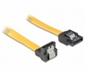 Delock S-ATA Anschlusskabel 10cm mit Metallfeder gerade/abgewinkelt gelb